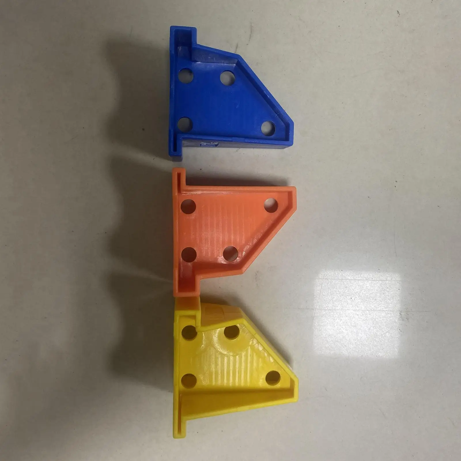 

20Pcs Flooring Spacers Wood Floor Install Tool Laminate Wood Flooring Tool 1/4" 1/2" Gap for Laminate