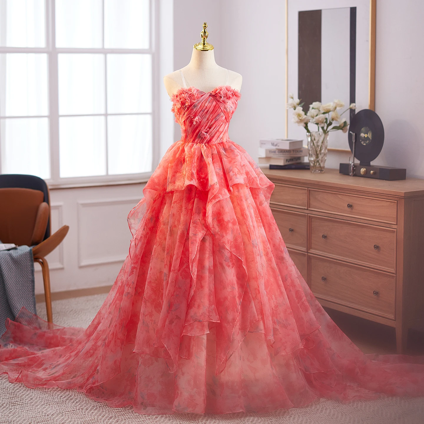 화려한 레드 프롬 드레스 이브닝 가운 스위트하트 레이스업 백 스윕 트레인 레이어드 쉬폰 롱 파티 드레스