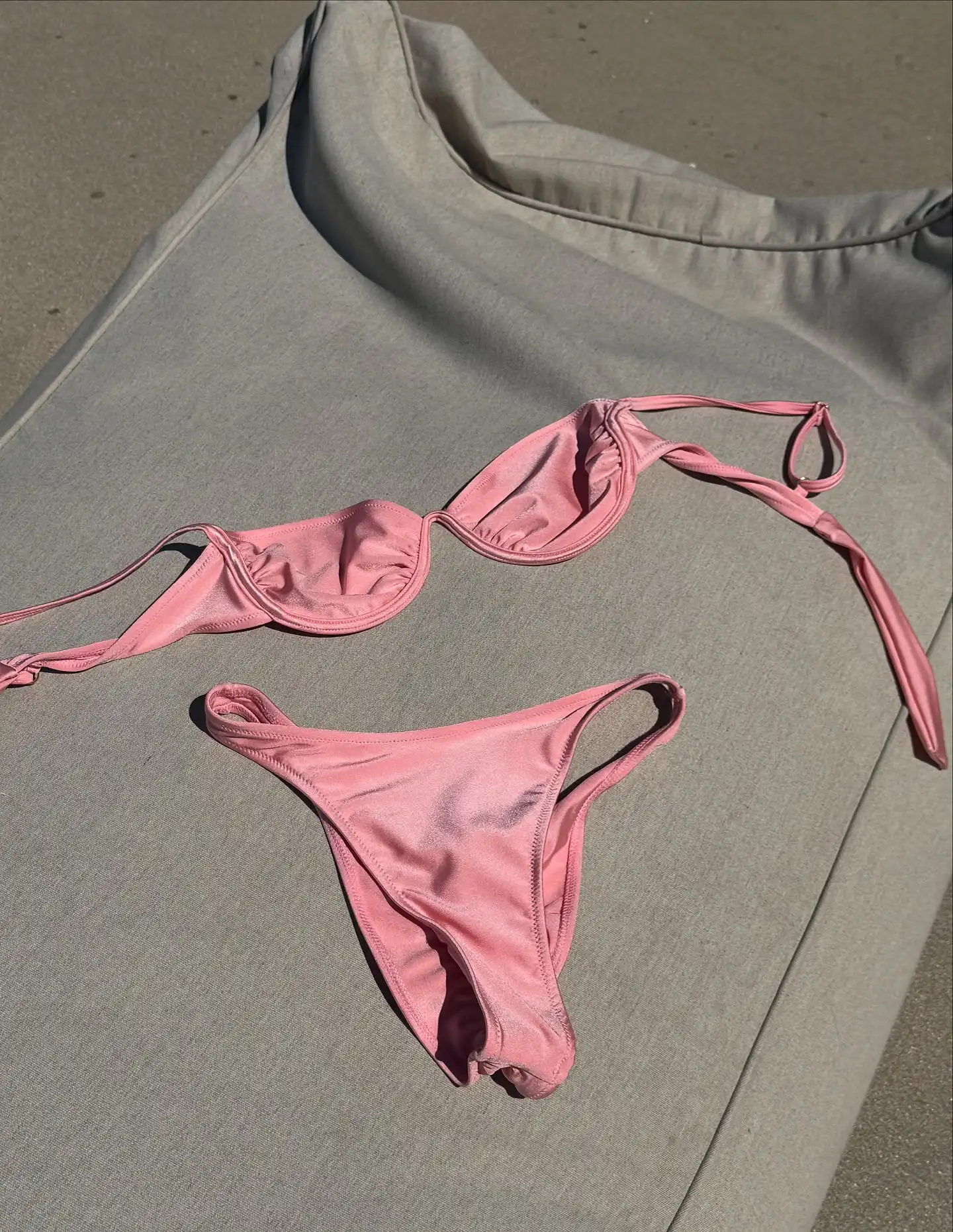 

Женский комплект бикини 2025 года, сексуальный розовый комплект бикини в горошек в винтажном стиле с кружевной отделкой, идеально подходящий для пляжной одежды и вечеринок у бассейна