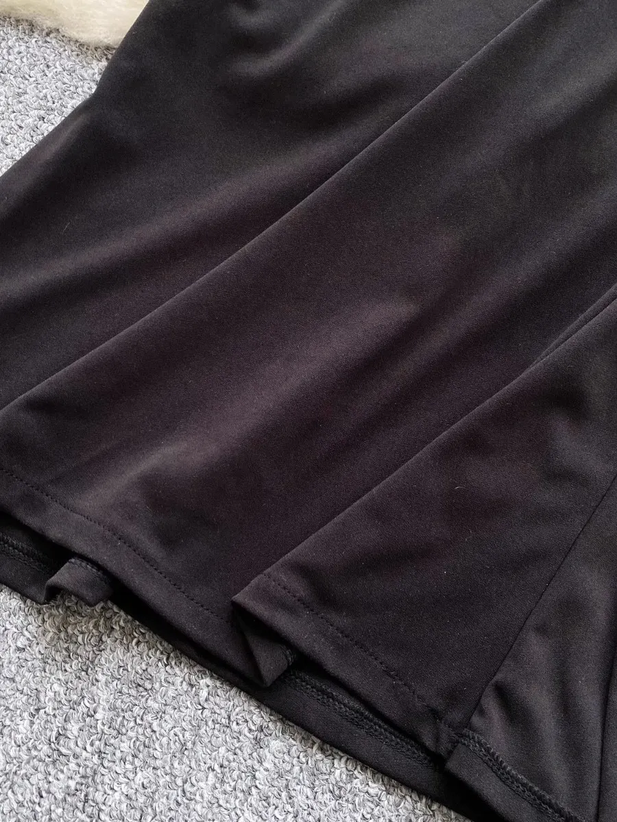 فستان صيفي طويل بدون ظهر من Foamlina فستان نسائي عالي الجودة مع رسن معدني على شكل زهرة غير منتظمة فساتين ماكسي للحفلات المسائية