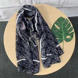 Autumn and winter new warm high-grade atmospheric printed scarf shawl dual use