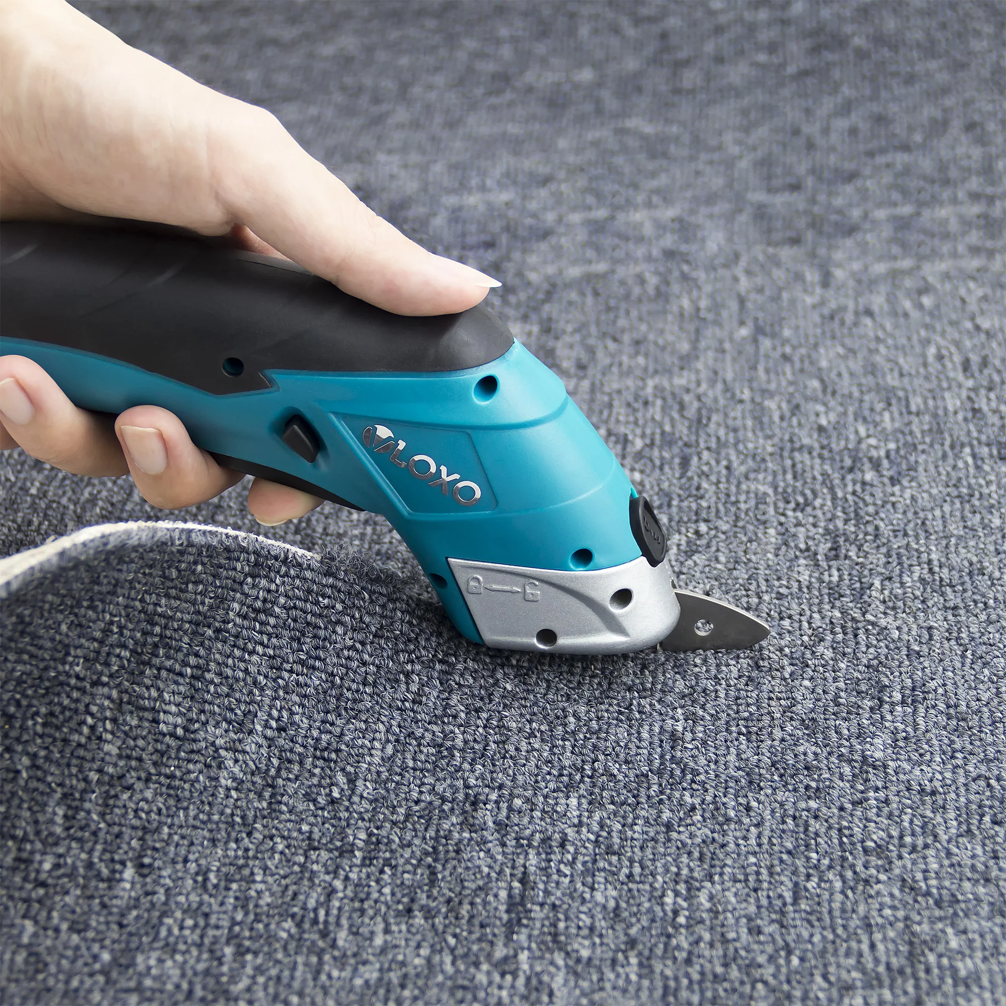 Forbici elettriche a batteria per l'intaglio di tessuti