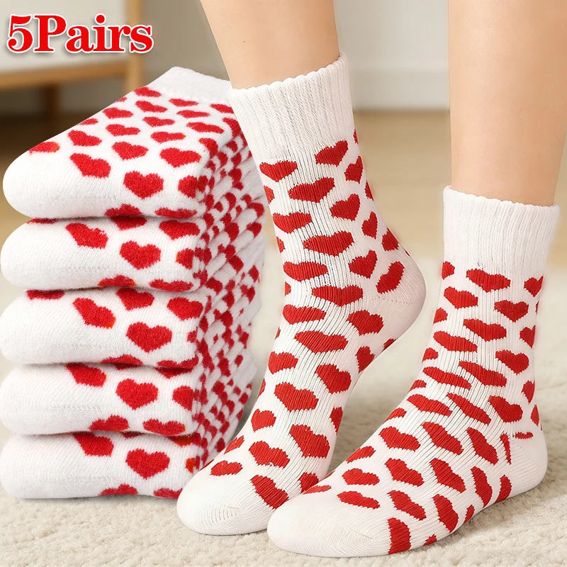

5 пар шерстяных толстых женских носков с сердечками для зимы от холода, удобные прочные носки средней длины, вязаные домашние носки для сна
