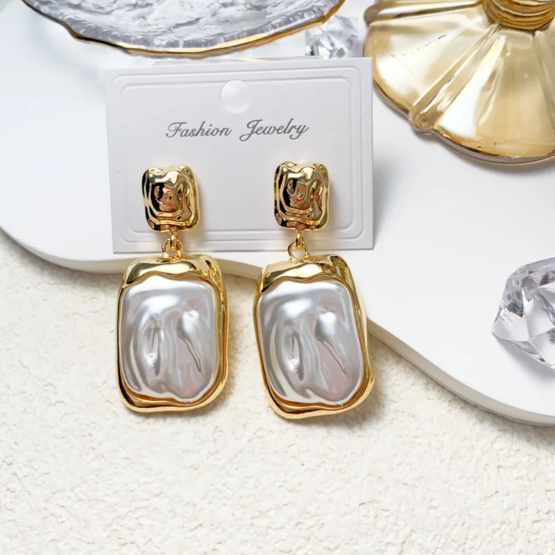 Gold-plated Gilded Anti-Oxidation Square Baroque-Style Pearl Earrings Party Banquet Jewelry For Women Elegant & Grand