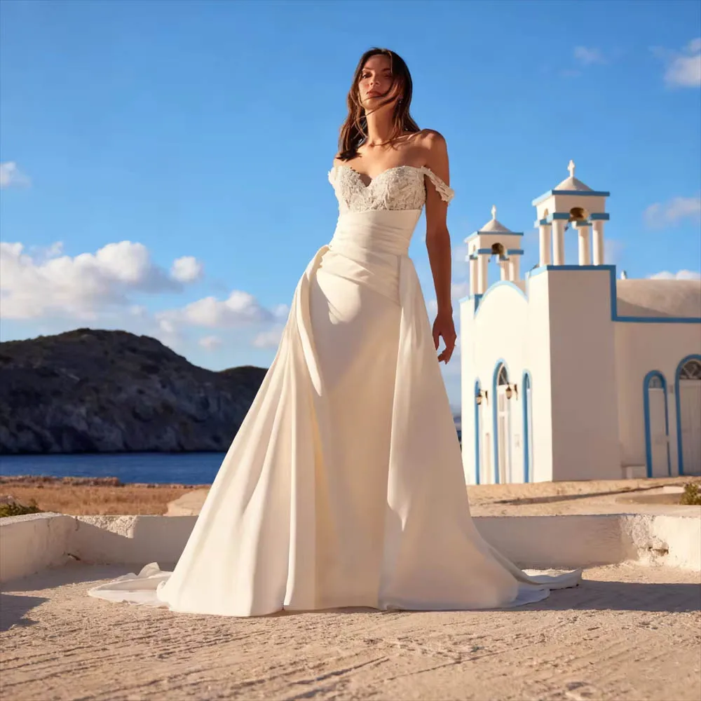 

Customized Thin Straps Wedding Dress For Woman Bride Sweetheart Neckline Trumpet Satin Back Floor Length Sweep Train Bridal Gown