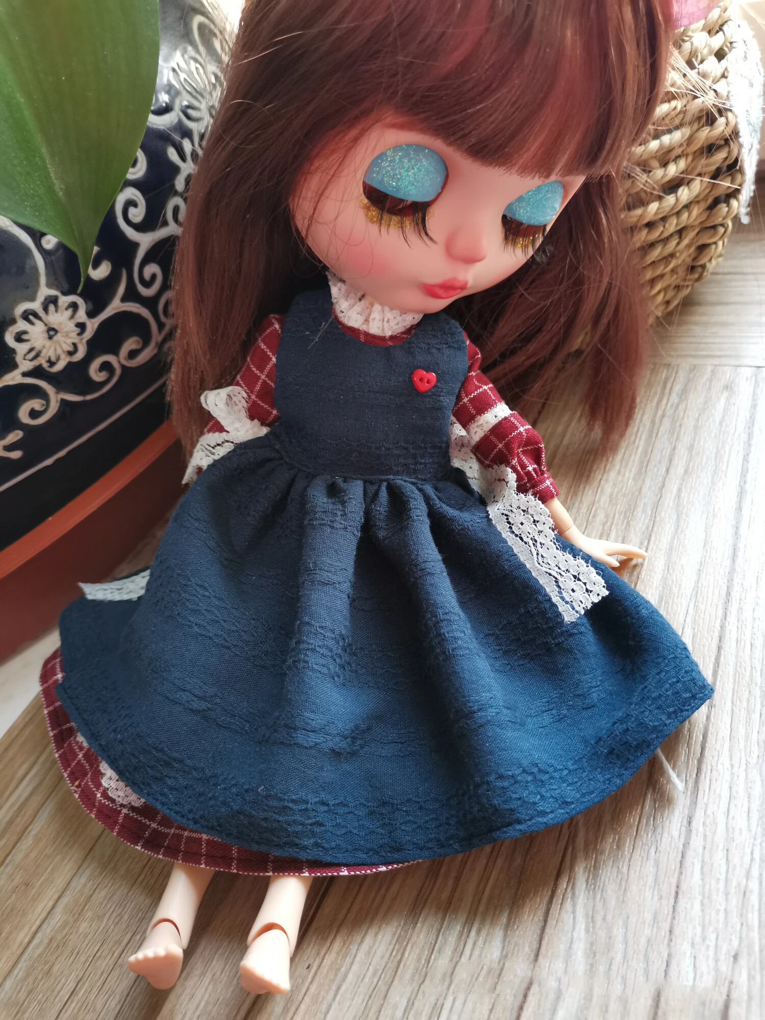 Blythe-ropa bordada a mano, vestido a cuadros rojos, falda de chaleco jacquard azul, 1/6, 30cm, BJD, anime girl (Fit Pullip,Ob24, Licca)