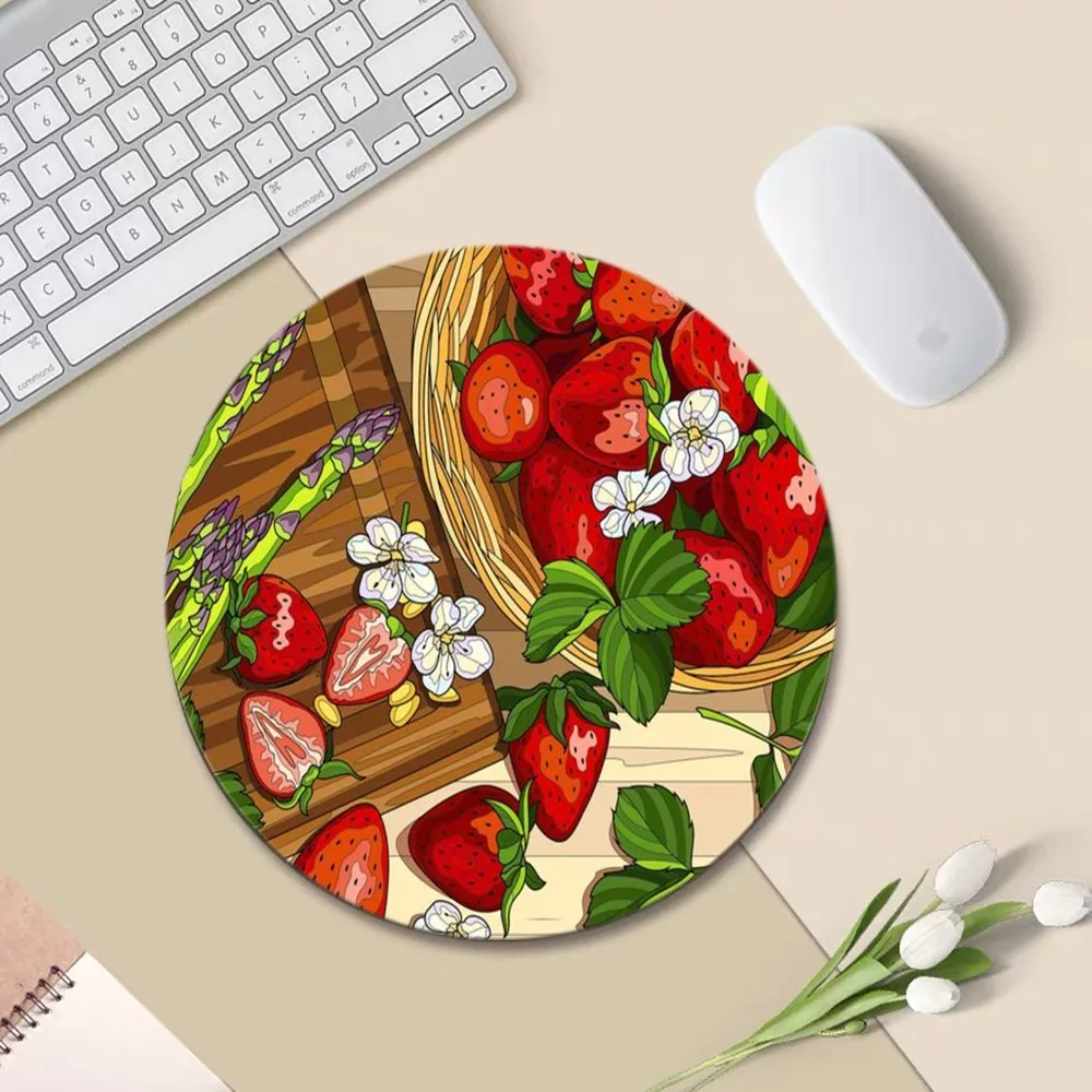 Cute Japense Strawberry Mousepad 20x20cm Round Desktop Desk Mat Kawaii Gaming Accessories Students Writing Pad Mouse Pad