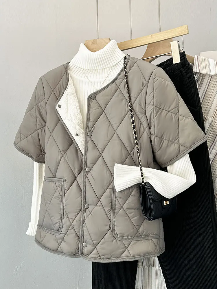 女性の秋冬肥厚綿ベスト軽量半袖 5 インナー裏地ベスト暖かさママ服 V ネックボタン閉鎖