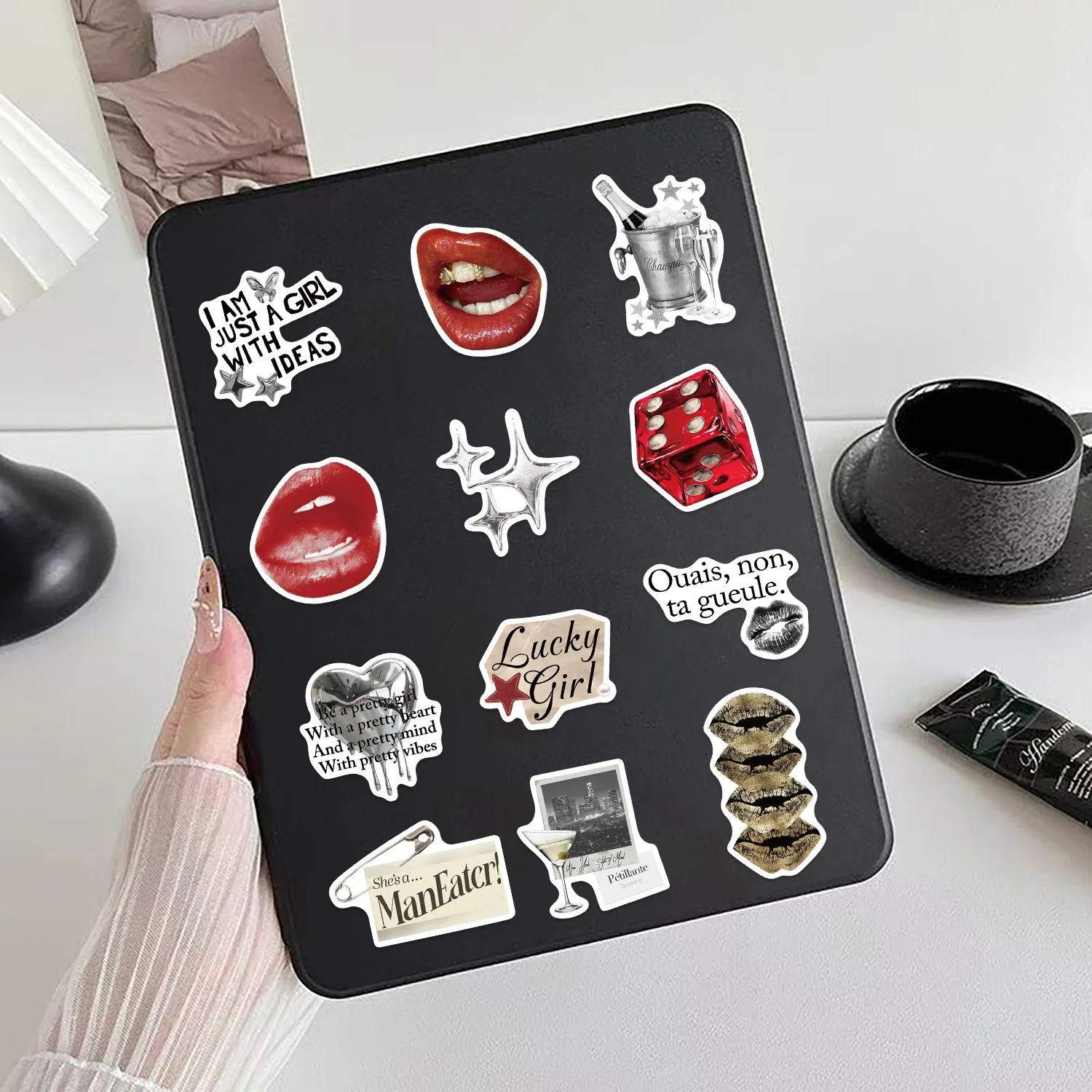 10/30/50/100pcs 미적 소녀 스티커 (여행 가방, 스케이트보드, 노트북, 냉장고, 휴대폰, 자동차 스타일링, DIY, 페가티나) ﻿