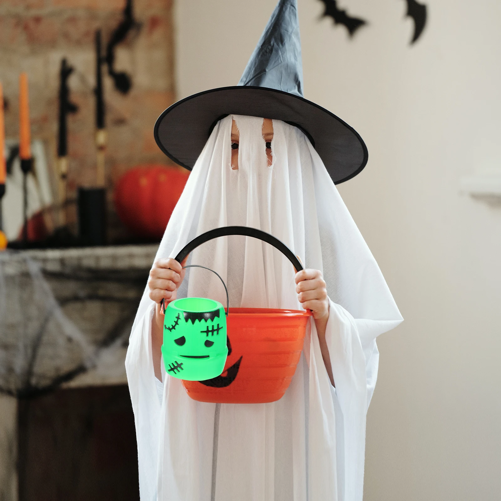 

Halloween Candy Holder Pumpkin Gift Bucket Mini Pails Plastic Barrel Kids Buckets Child