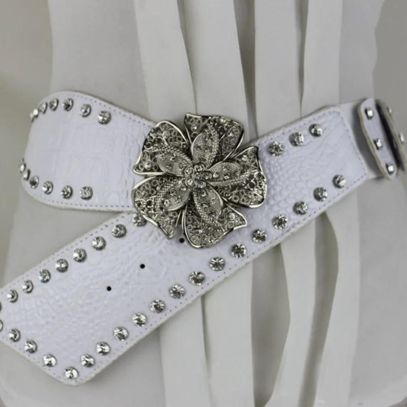 Wome Crystal Studded Corset Belt Fashion Flower Alloy Buckle Strap Rhinestone Belt for Jean Cinto De Strass Clothes Decoration