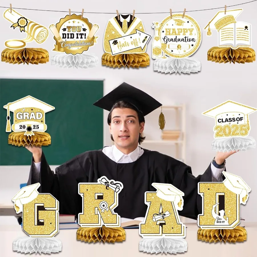 زينة طاولة التخرج باللونين الأبيض والذهبي 2025 قطع مركزية للتخرج للطاولات 2025 زينة التخرج 2025 فئة من 2