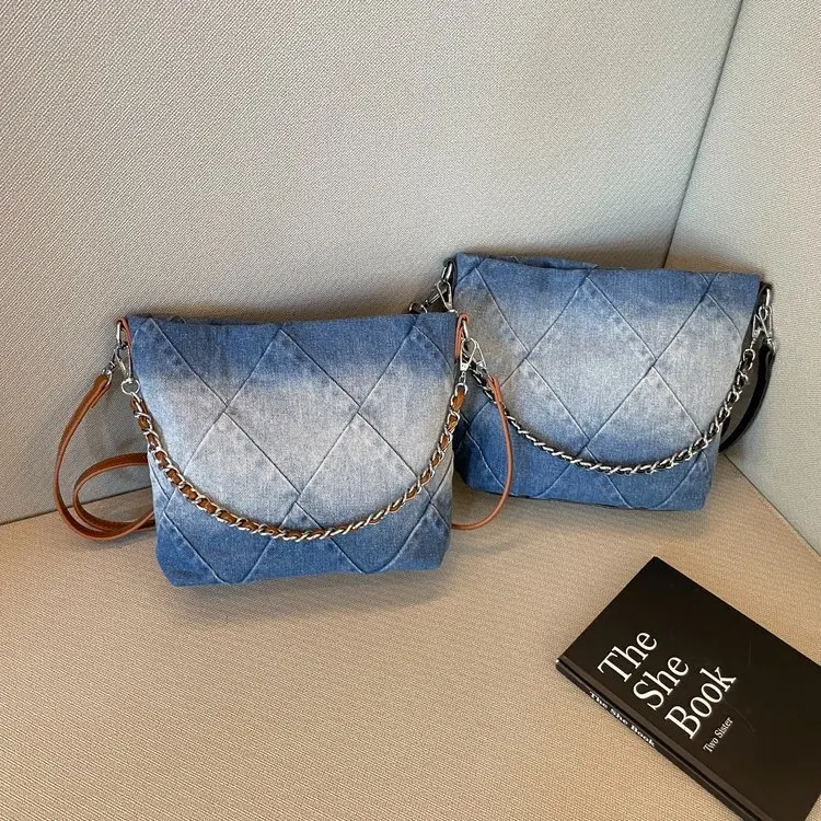 Borse a tracolla Casual da donna 2023 nuova borsa a secchiello in Denim borsa a tracolla a catena di moda Casual semplice borsa ascellare per le donne