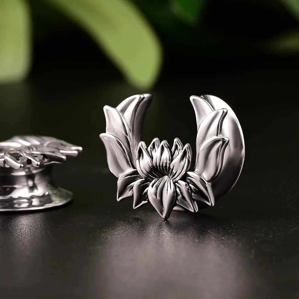 Doearko 2PCS Elegant Floral Saddle Plugs Ear Tunnels Gauges Piercing Stainless Steel Stretchers For Ears Women Body Jewelry