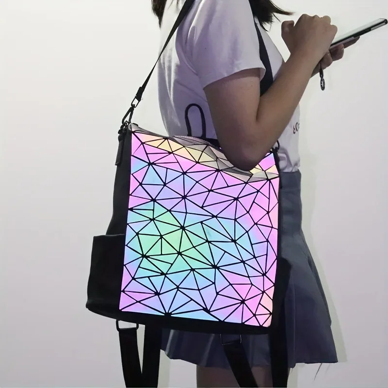 Fashion Women\'s luminous Backpack PVC holographic geometric School Bags For Teenage Girls mochila feminina travel Bagpack