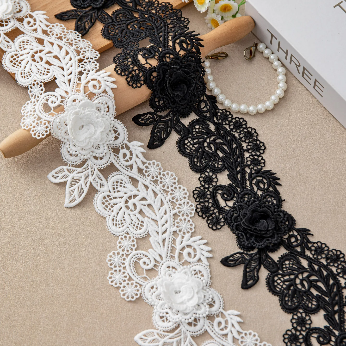 8CM Wide Milk Silk Water-soluble Embroidery Three-dimensional Lace Clothing Collar Cuffs Pants Legs Decorative Accessories