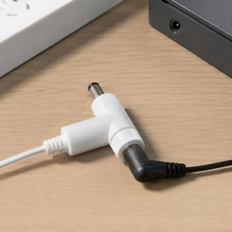 Q6PA Direct-Current Power Splitter, Male End to Two Female Ends for Required 12 V and 24 V Electrical Power Systems