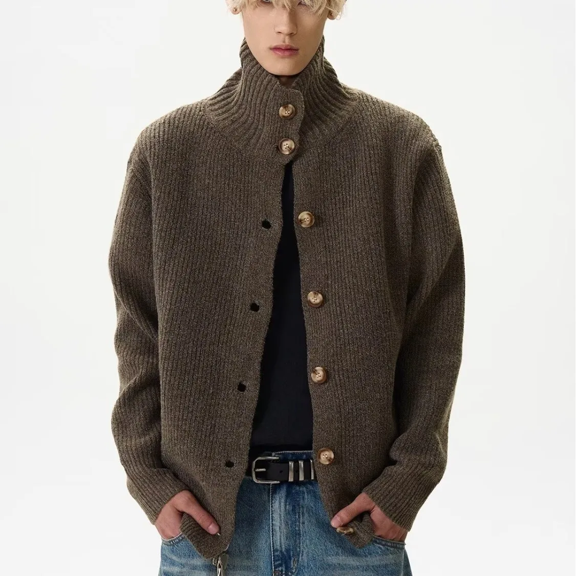 

2025 autumn and winter new American retro solid color stand up collar knitted cardigan men's loose button fashionable versatile