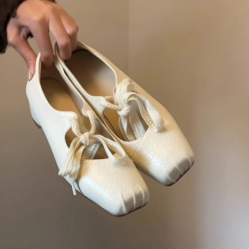 

Французские туфли Мэри Джейн в нежном стиле с квадратным носком и скрытой танкеткой, женские модные туфли на шнуровке с увеличенной высотой подошвы