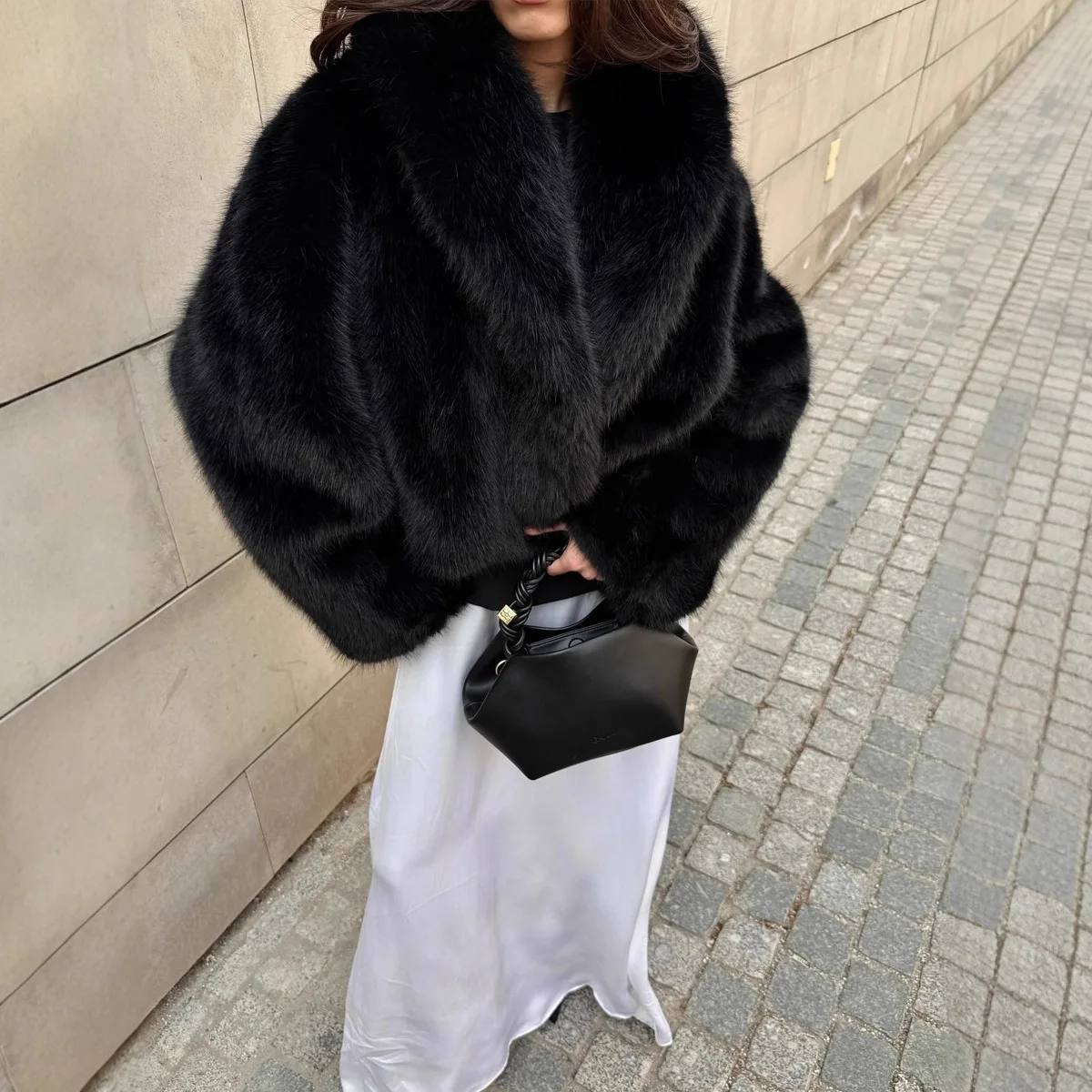 Women's Faux Fur Coat Thick Lapel Faux Fox Fur Jacket Autumn Winter Eco-Friendly Artificial Fur Outerwear Fashion Warm Coat