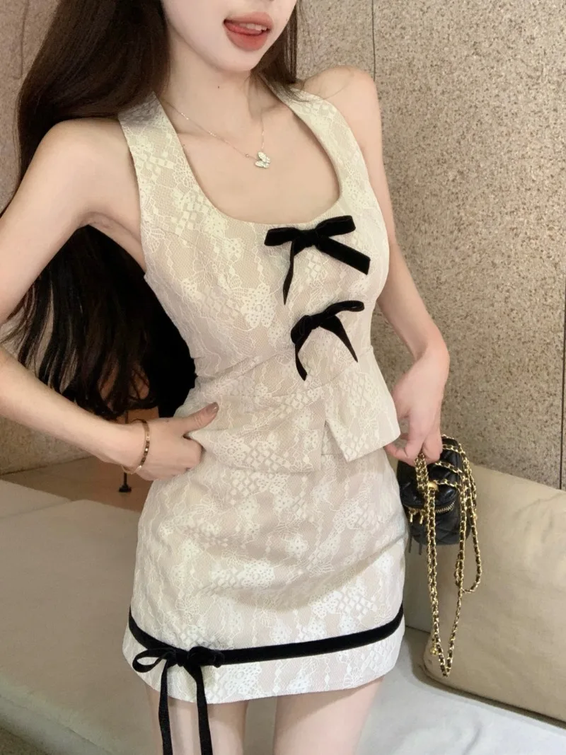 French Fashion Hanging Neck Print Top Hip Wrap Skirt Two-piece Set Women Bow Lace Up Backless Sleeveless Lace Spicy Summer Wear