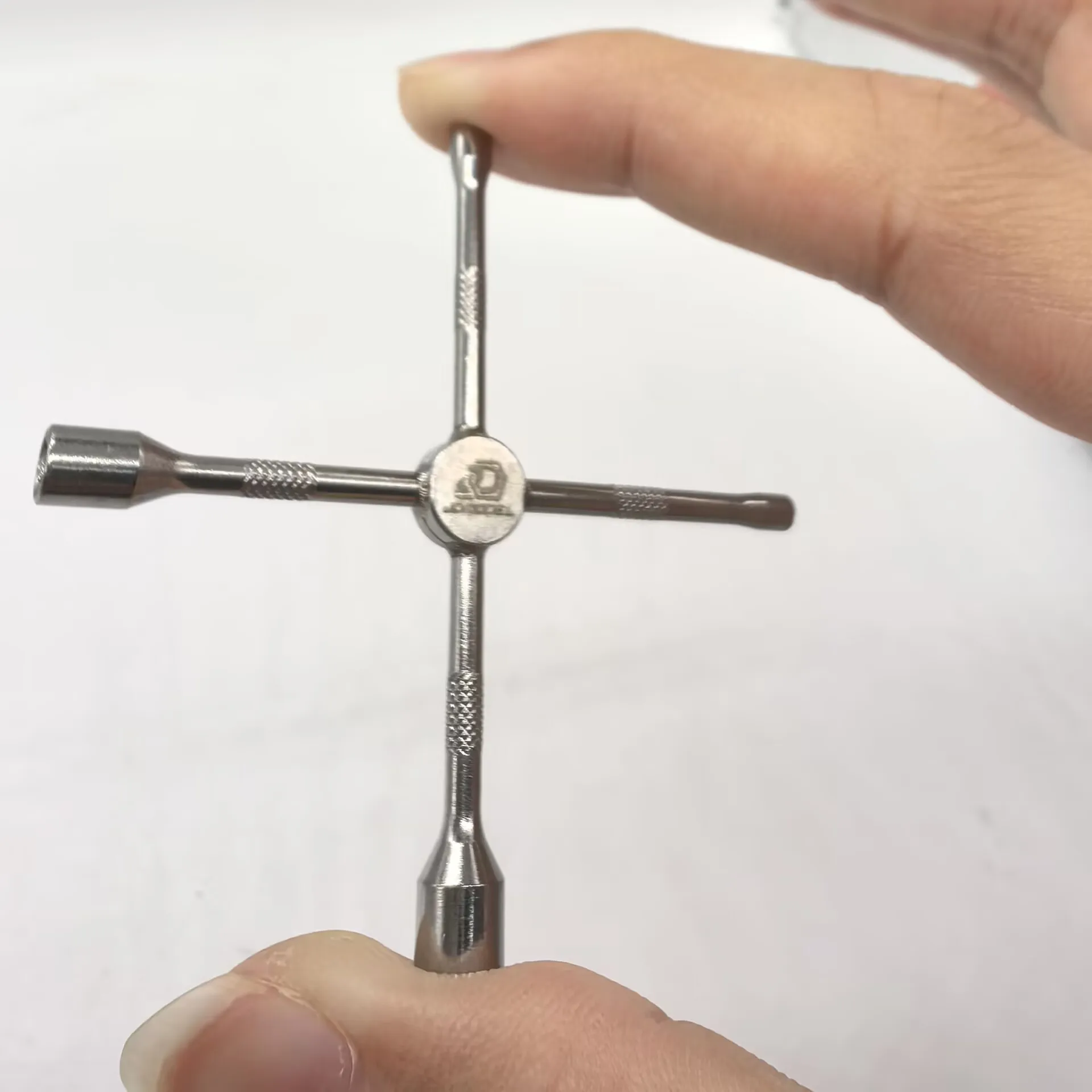 JDM-213 Rc Stainless Steel Cross Sleeve High Quality Socket Toy Model Parts For Tamiya Trailer For Scania Man Benz DIY Parts