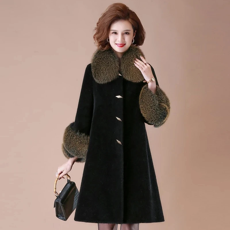

2025 New Fashion Mom Style Mink Fur Outwear Integrated Long Thickened Warm Fox Fur Collar Jacket Imitate Fur Coat Female Black