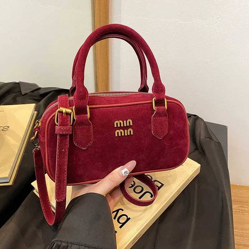 

2025 New Retro Bag, Portable Pillow Shoulder Small Round Bag, A Multi-functional Choice for Modern Women