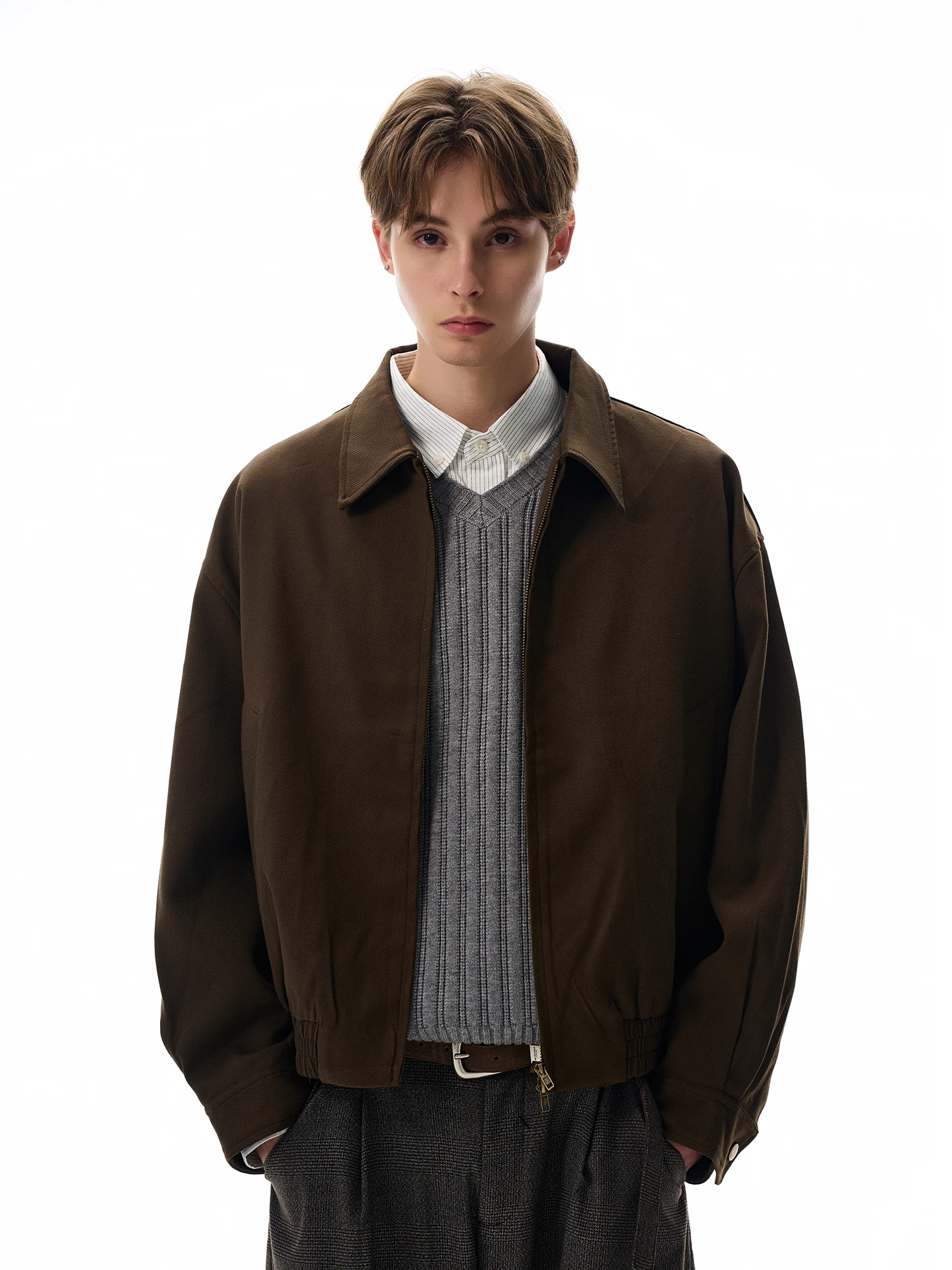 

Ретро-американский простой повседневный костюм-куртка CleanFit Advanced: модная верхняя одежда из полиэстера для весны и осени