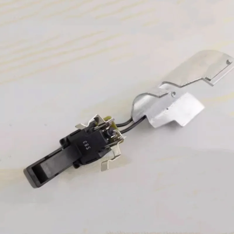 

Original Switch 651914-2 for MAKITA DA391DW Starter 9000 Accessories Switch 9.6V