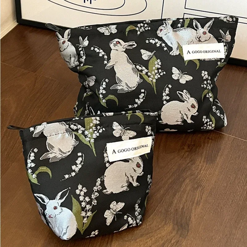 New Black Retro Rabbit Cosmetic Bag Jacquard Floral Makeup Bag Floral Clutch Travel Skincare Toiletries Organizer Daily Pouch