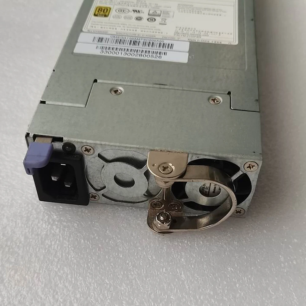 

Серверный блок питания A840R-G YM-2102F мощностью 1000 Вт