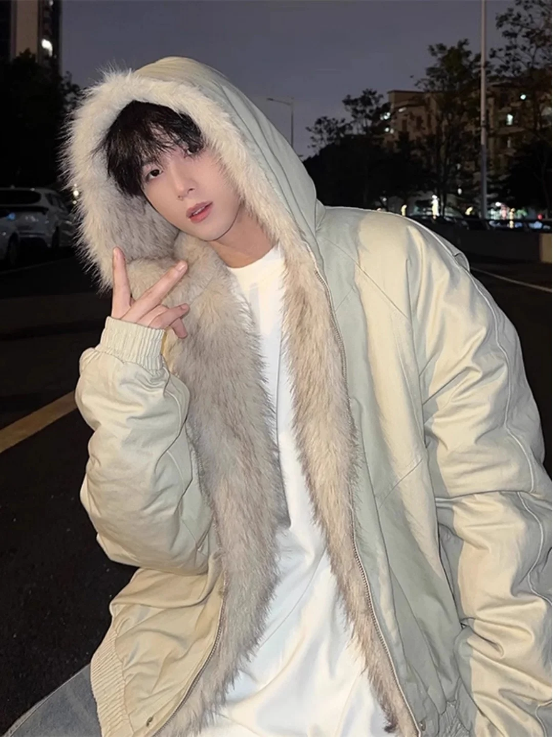 

Men's Thiened Faux Fur Collar down Jaet Warm Casual Hooded Cotton Padded Coat Cleanfit Sle Polyester Fiber Winter Coat