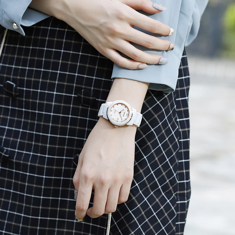 OUPAI round dial watch, women's ceramic rhinestone scale, exquisite, luminous waterproof, calendar, fashion and elegant