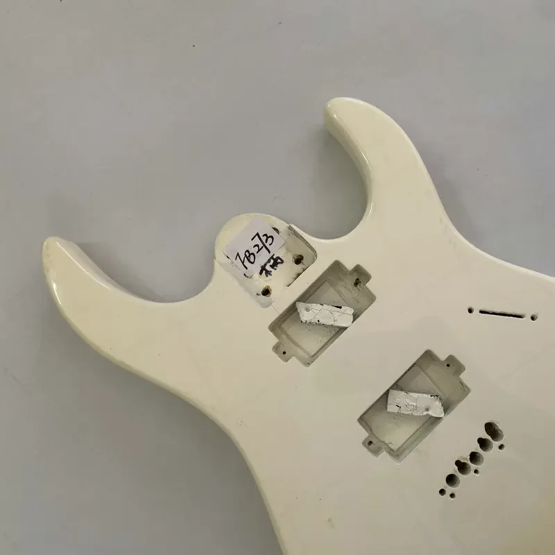 FB273 White Color 6 String Electric Guitar 2 Humbucker Pickups Unfinished Guitar Body with Damages on Strings Holes and Surface