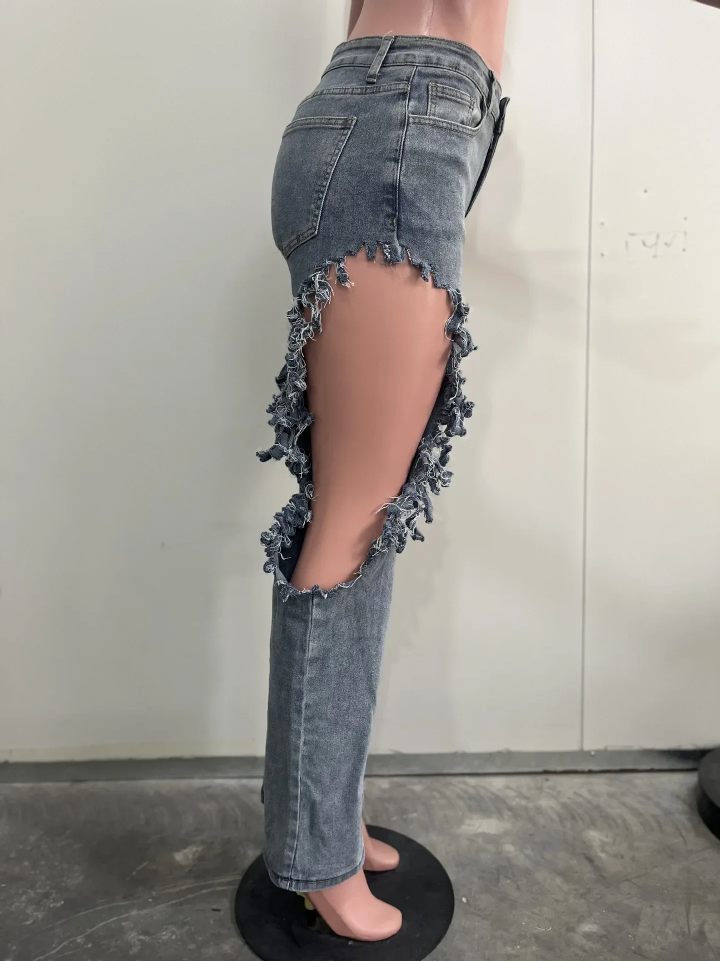 M-6199 Cross border source European and American spring and summer new women's clothing ins fashion sexy ripped water washed jea