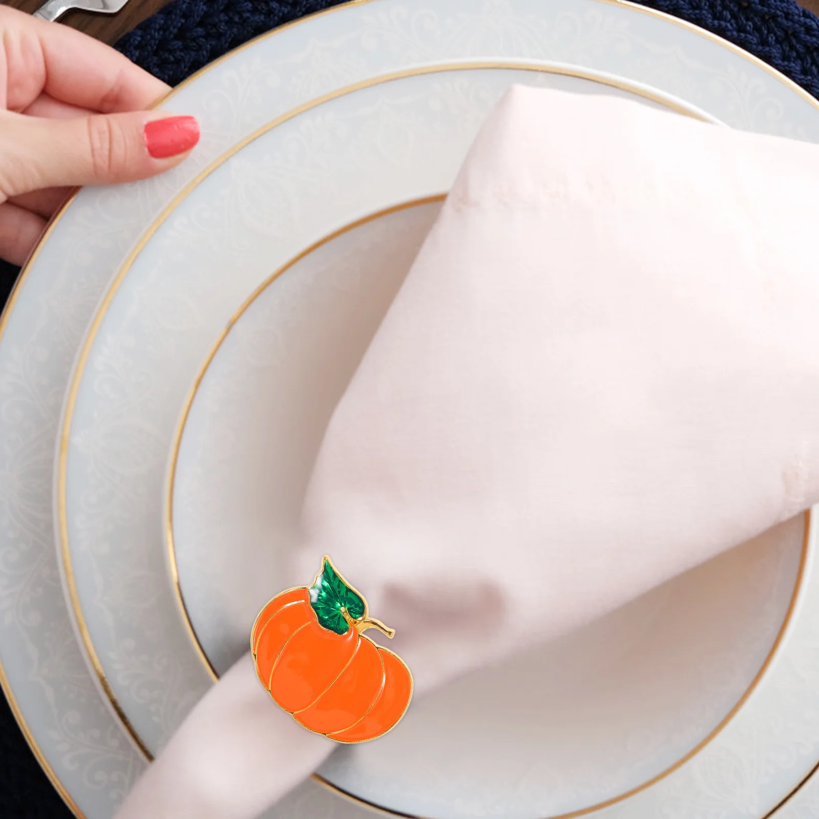 

10Pcs Pumpkin Shaped Napkin Rings Metal Orange Green Leaf Thanksgiving Table Accessories Halloween Party Fall Dining Decor