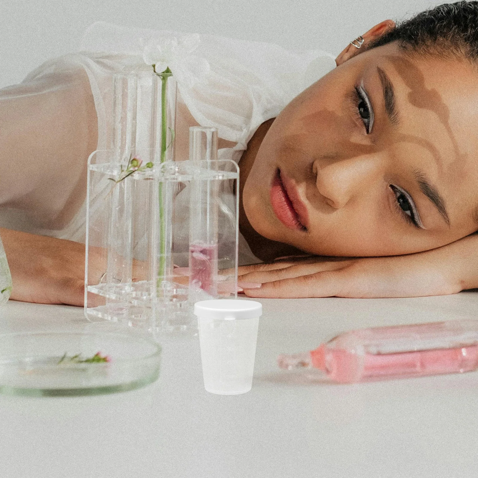 

20Pcs Precision Measuring Cup Lid Graduated Sample Collection Container Laboratory Use Transparent 50Ml Liquid Scale