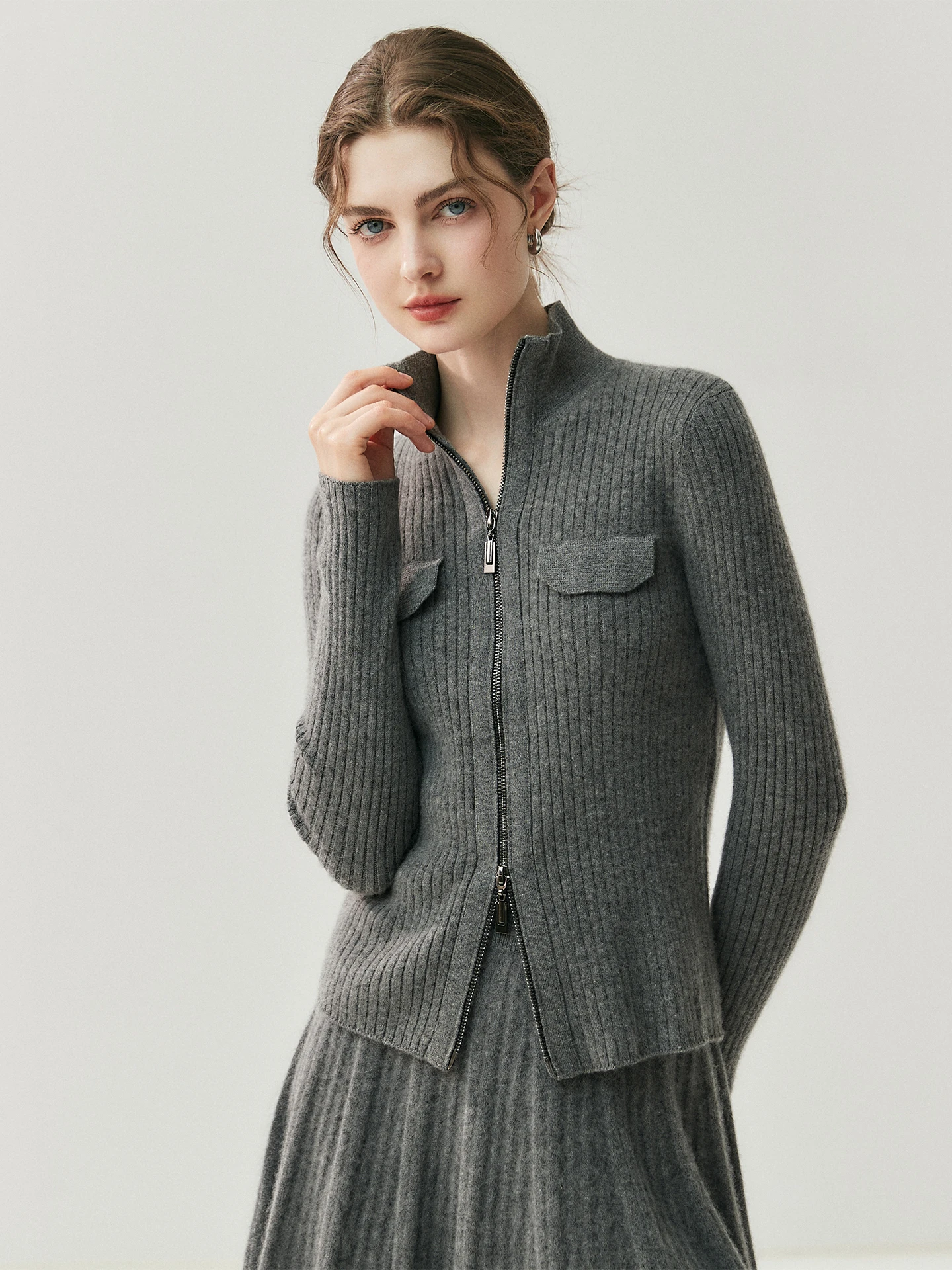 

Женский модный вязаный кардиган с двойной молнией, высоким воротником, имитацией карманов и эффектом стройности