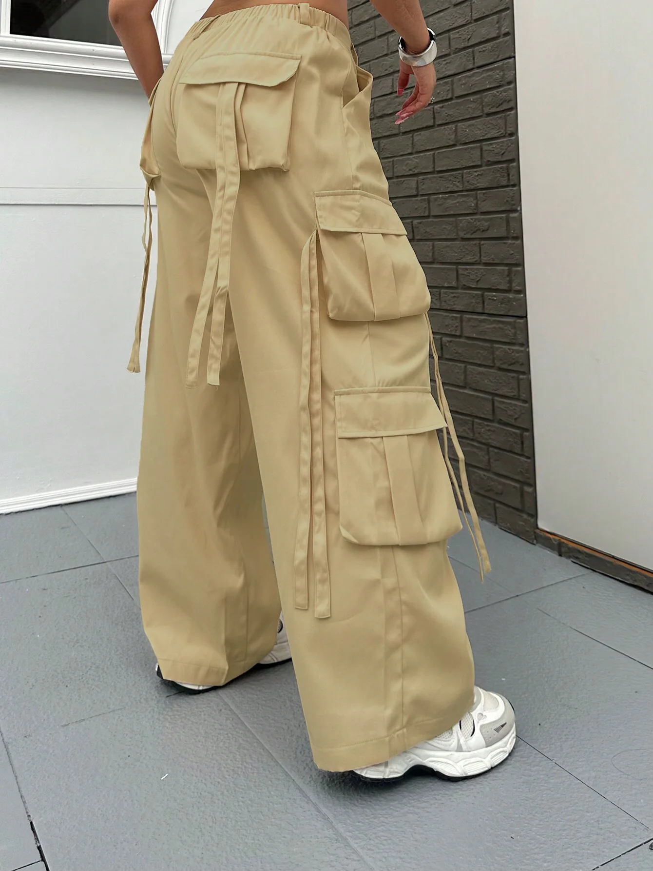 

Plus Size Cargo Pocket Pants Women Ribbon Casual Straight Trousers 2025 Spring Club Outfit Female Sexy Luxury Elegant Pants