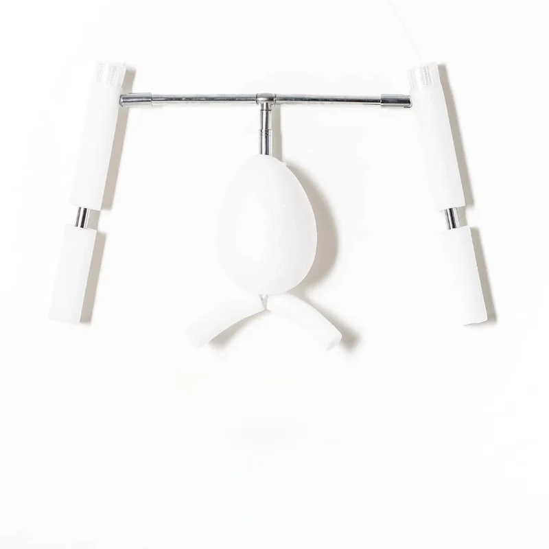 

Невидимая съемка, моделирующая стойка, одежда, белый фон, реквизит для съемки