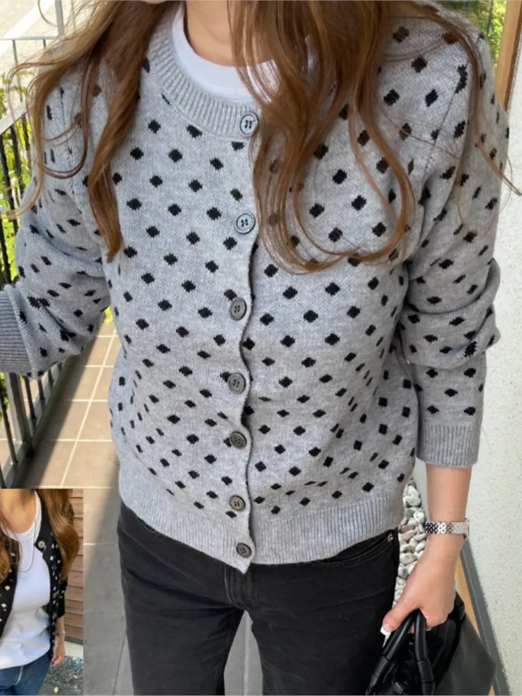 

Autumn Korean Sweet Point Knitted Cardigan Women Femme Loose Versatile Western-Style Age Reducing Sweater Ladies Coats tops