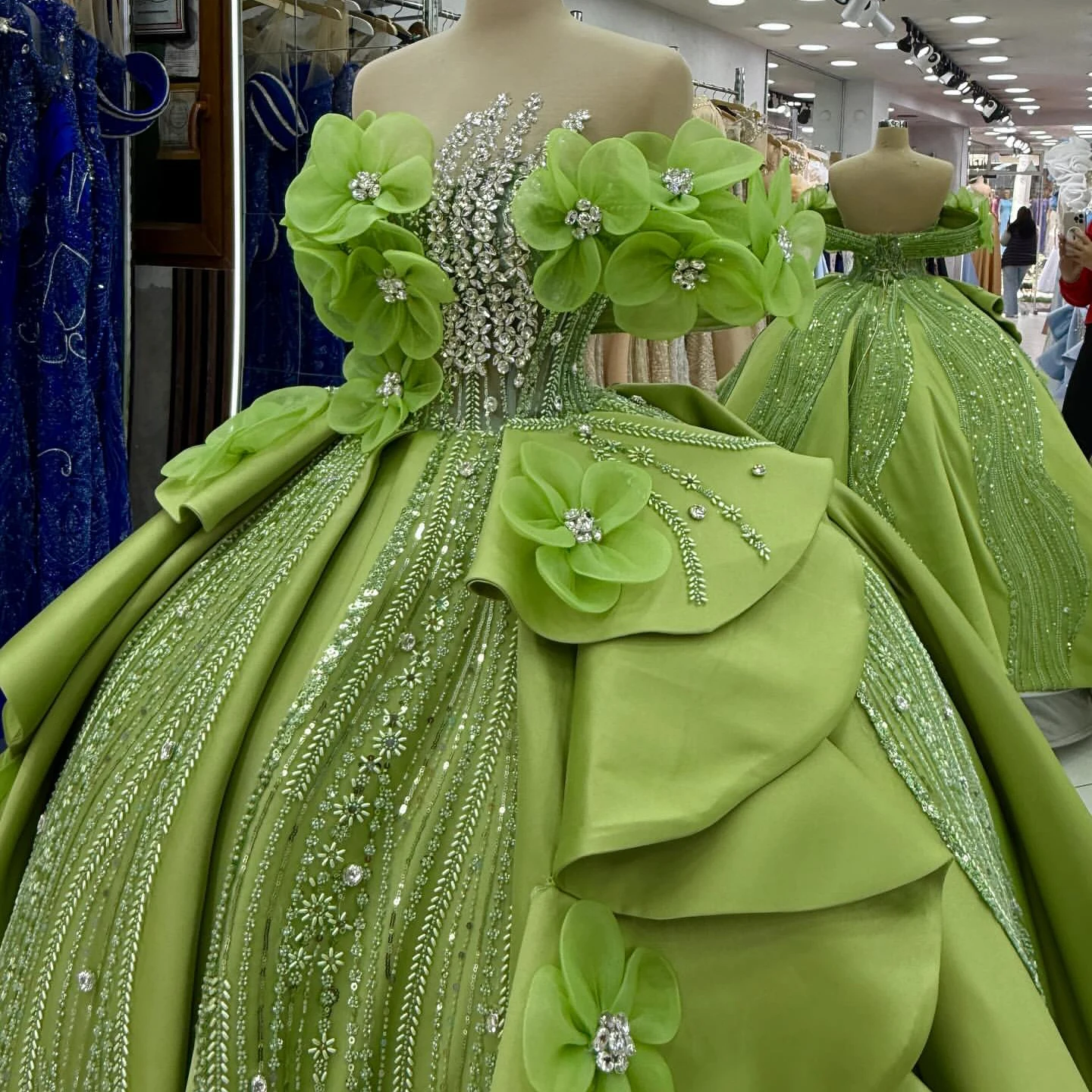 فساتين سهرة فاخرة على شكل كرة خضراء المملكة العربية السعودية فستان حفلة موسيقية مطرز بالخرز رداء De Soirée لحفلات الزفاف حسب الطلب #3
