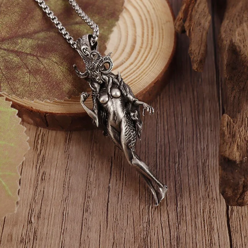 Delicate Nine Tailed Fox Demon Pendant Sexy Goddess Necklace for Couple Sweater Chain Jewellery for Girls Holiday Gift