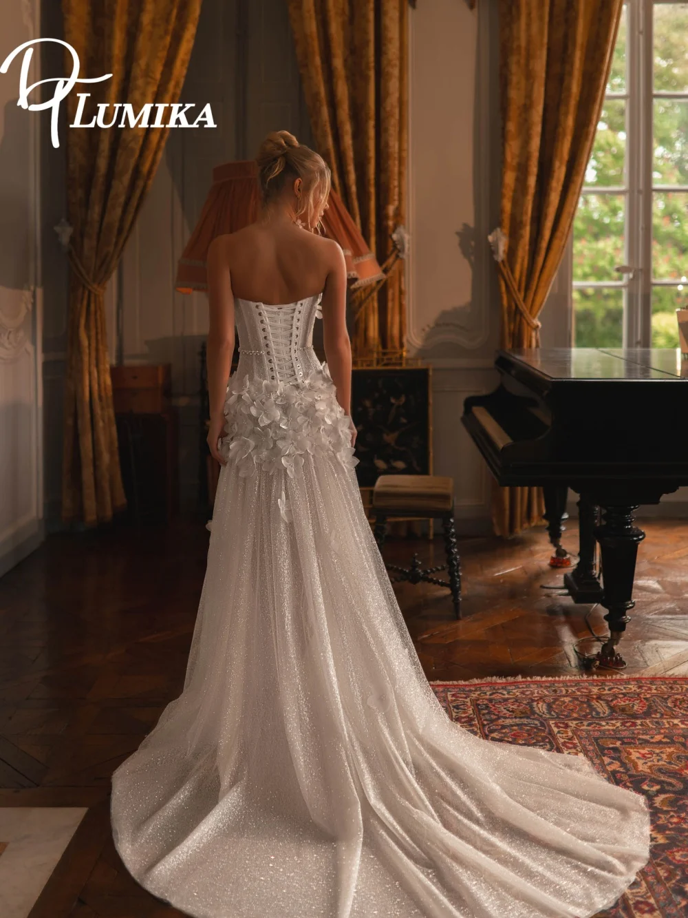 Verführerisches trägerloses 3D-Blumen-Hochzeitskleid 2026 Romantisches funkelndes Brautkleid Stilvolles bodenlanges Meerjungfrau-Brautkleid Robe De