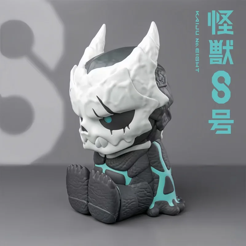 Nowy Autentyczny Kaiju No. 8 Figurki Urocze Siedzące Postawy Klikające w Lampkę Atmosferyczna Mała Lampka Nocna Anime Modne Zabawki Ozdoby Prezent