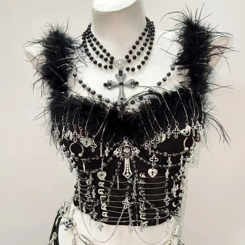 2026 New Gothic Punk Feather Beaded Cross Charm Crop Cami Top, Alt Aesthetic Spaghetti Strap Dark Grunge Women Daily Party Vest
