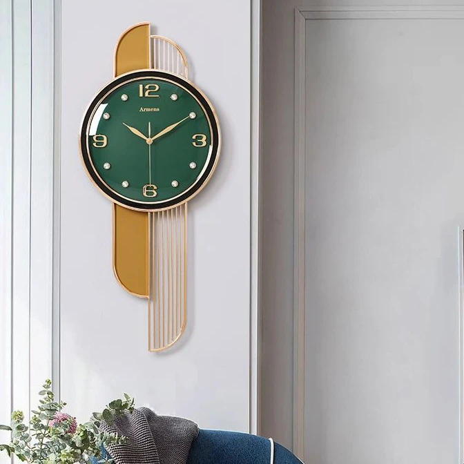 72x31cm cheap Novel design light luxury peacock shape 3d wall clocks wall hanging large gold metal frame clock for home decor