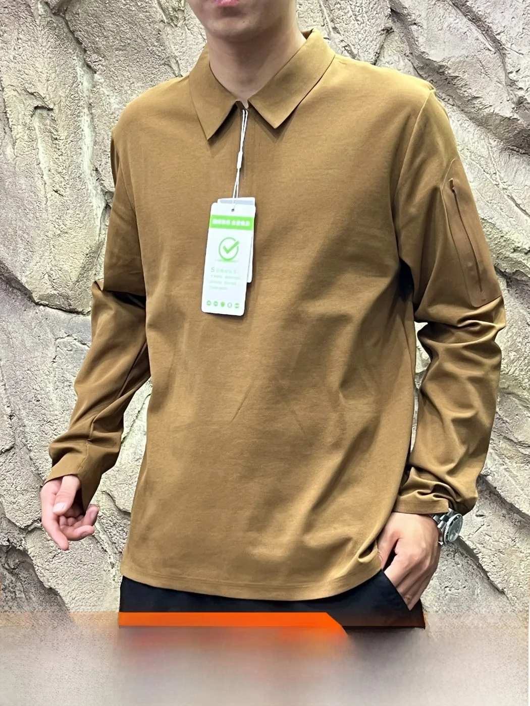 Seamless Outdoor Men's Long Sleeve Base Shirt Quick Dry Moisture Wicking  with Pocket Breathable Standard Fit Polyester