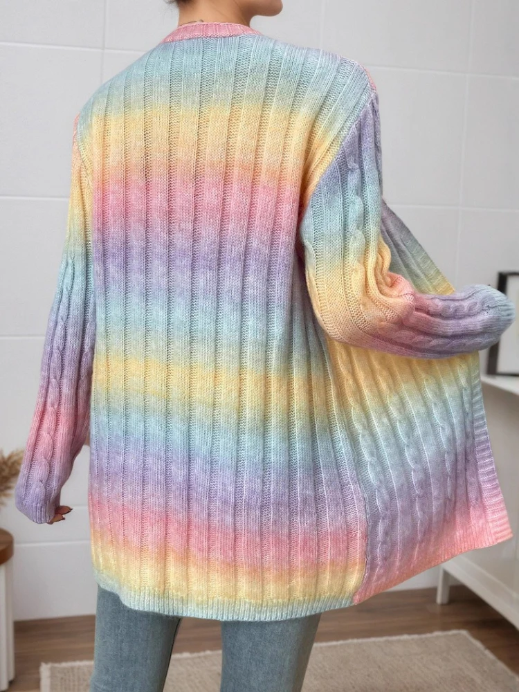 เสื้อคาร์ดิแกนถักลายสายรุ้งสำหรับผู้หญิง คอลเลคชั่นฤดูใบไม้ร่วง/ฤดูหนาว 2025 แบบใหม่ แขนยาว เปิดด้านหน้า ลายถักแบบเคเบิล